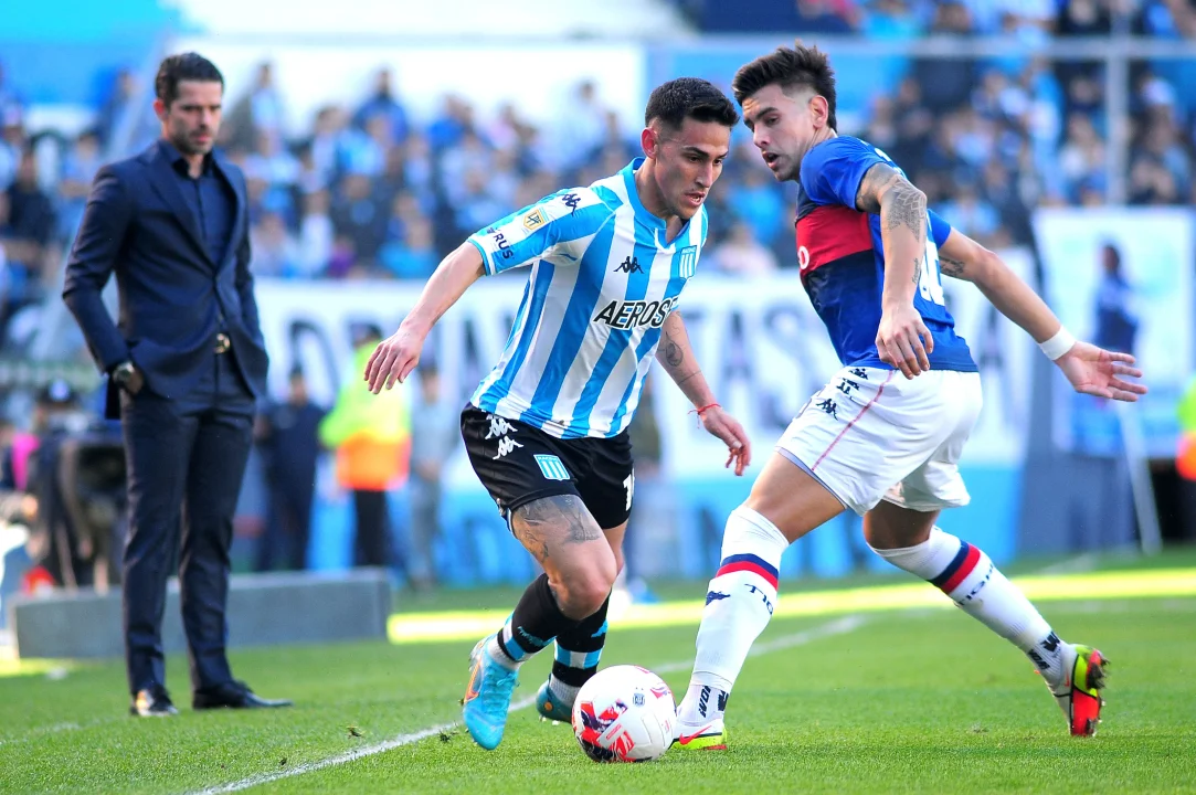Racing y Tigre empataron 2 a 2 en Avellaneda
